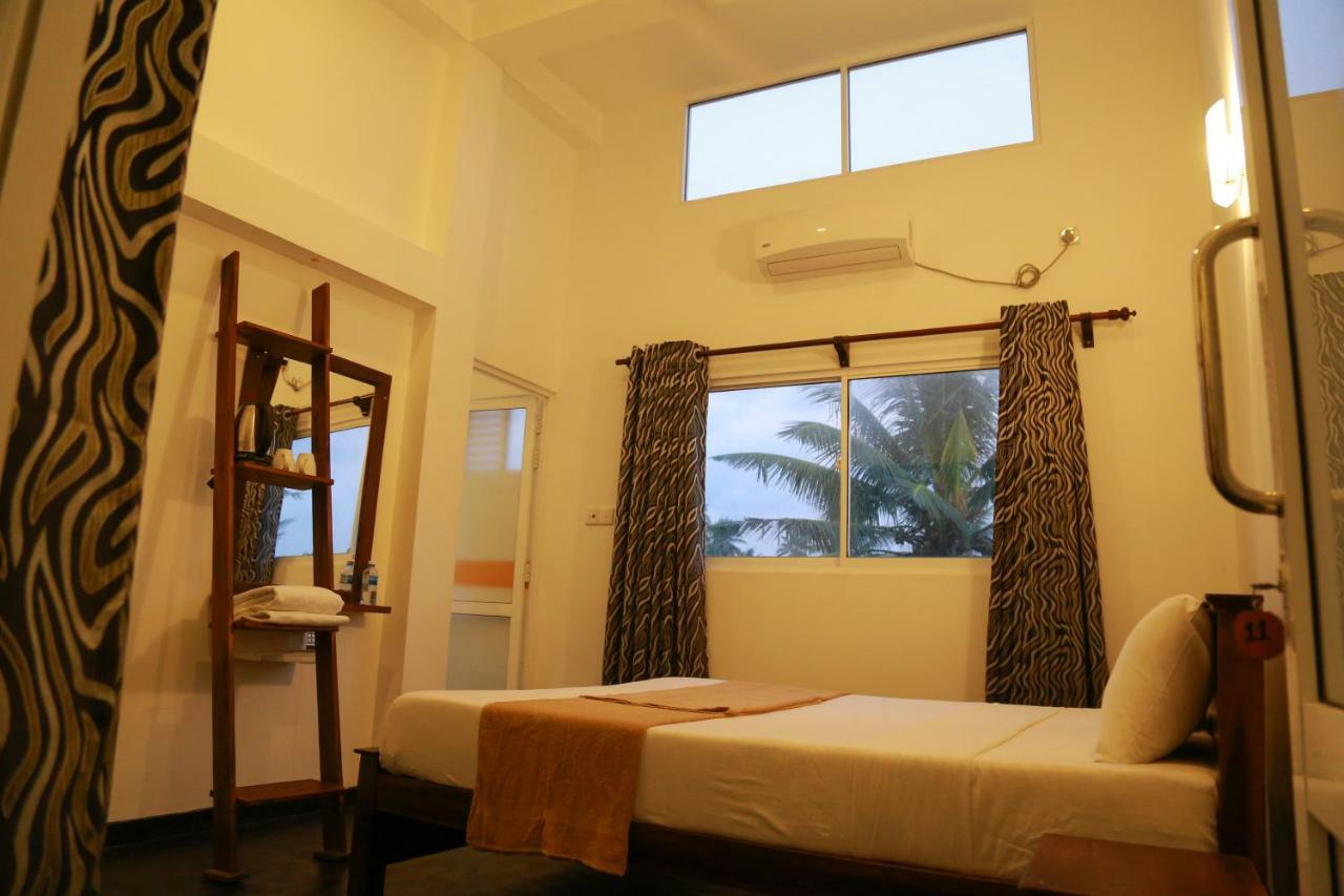 Hikka Ocean Resort Hikkaduwa Exterior photo