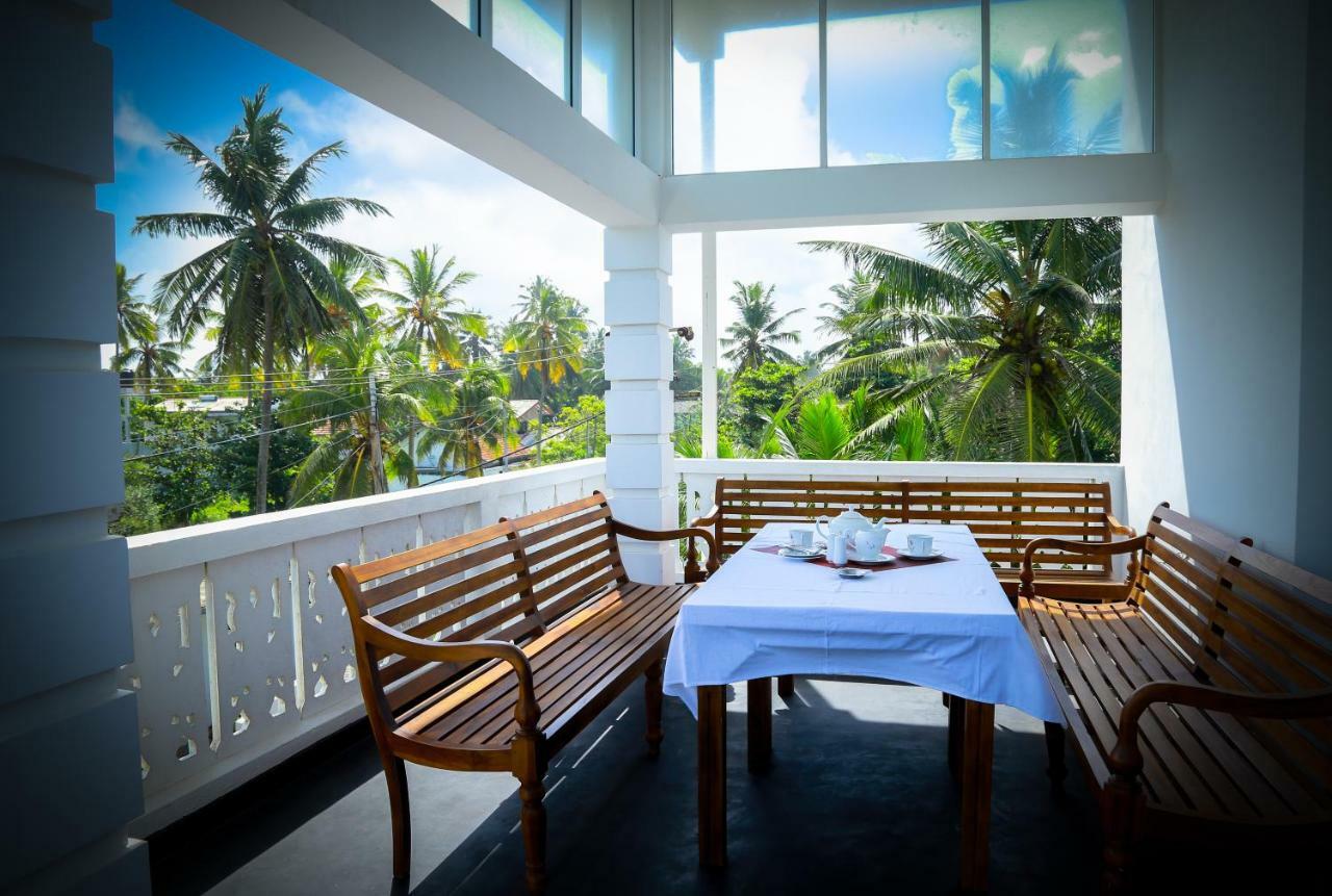 Hikka Ocean Resort Hikkaduwa Exterior photo